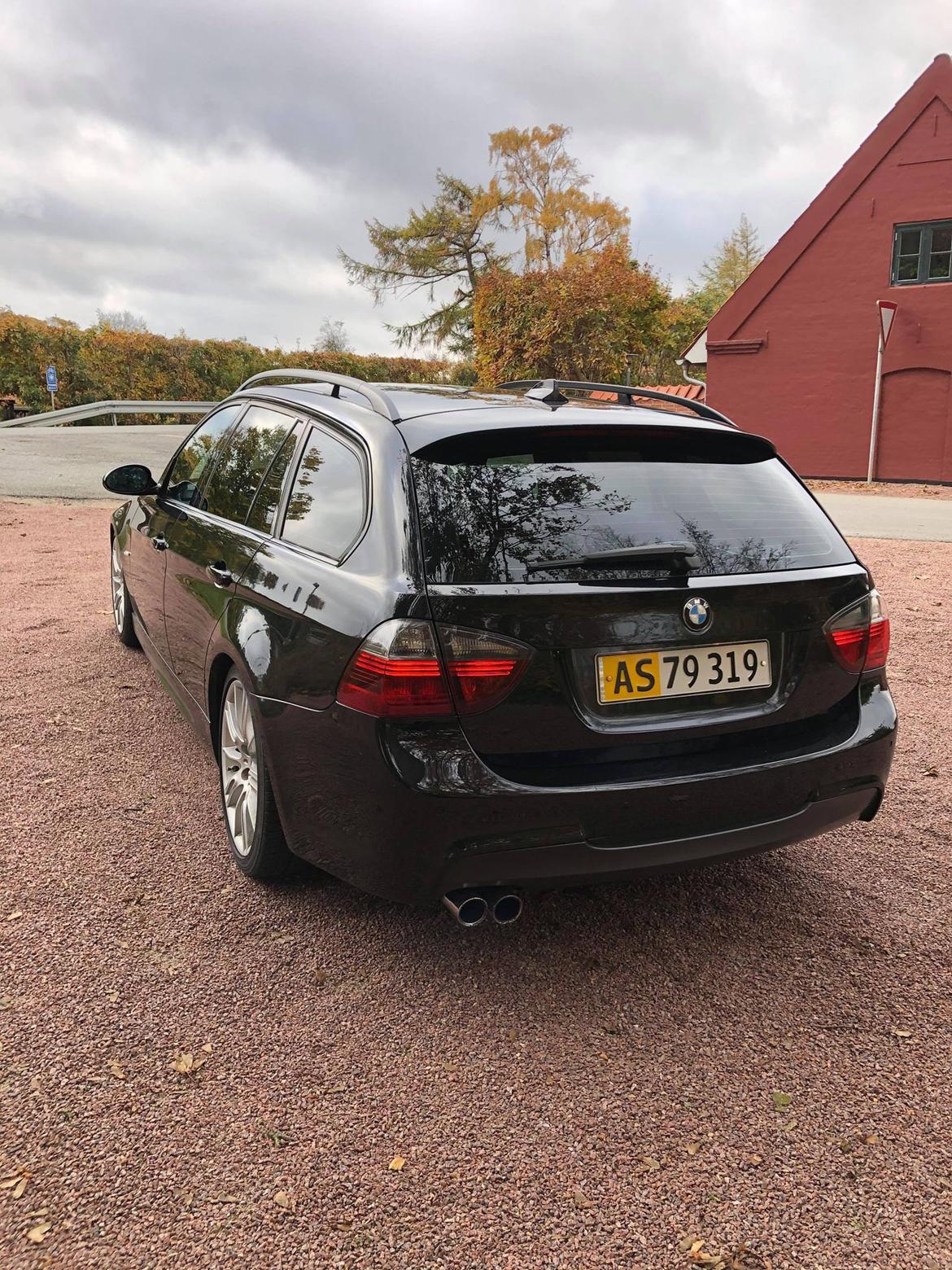 BMW E91 330D - Black&black billede 6