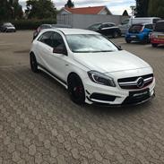 Mercedes Benz A45 Amg