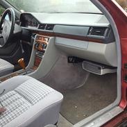Mercedes Benz W124 300D Turbo