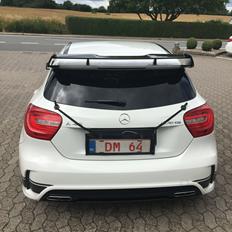 Mercedes Benz A45 Amg