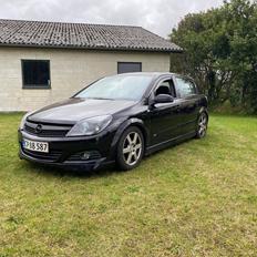 Opel astra h