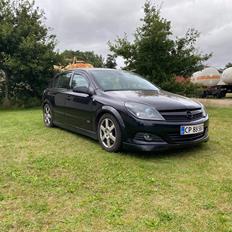 Opel astra h