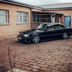 Mercedes Benz 300 Turbo Diesel