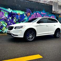 Volvo XC60 Momentum D4 