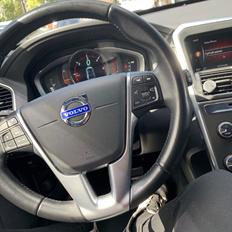 Volvo XC60 Momentum D4 