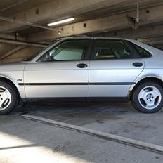 Saab 9-3 2.0 Turbo (Hatchbag)