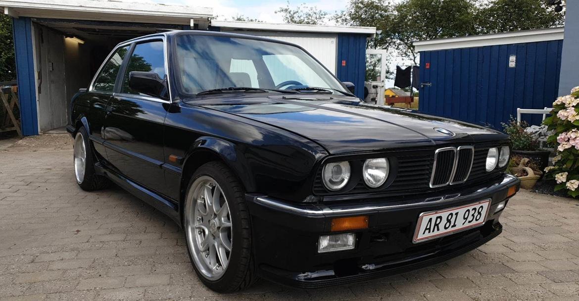 BMW E30 320I billede 11