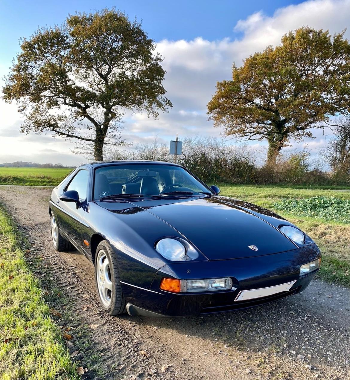 Porsche 928 S4 aut, billede 1