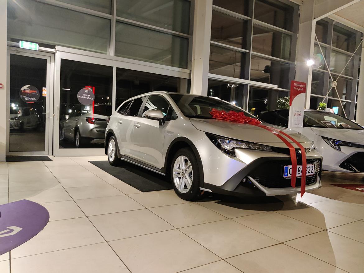 Toyota Corolla Touring Sports H3 Trek Smart billede 17