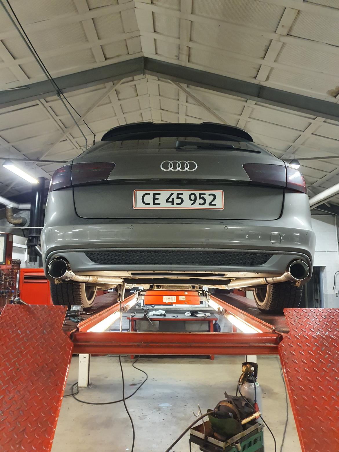 Audi A6 C7 Avant S-line Quattro S-tronic billede 9