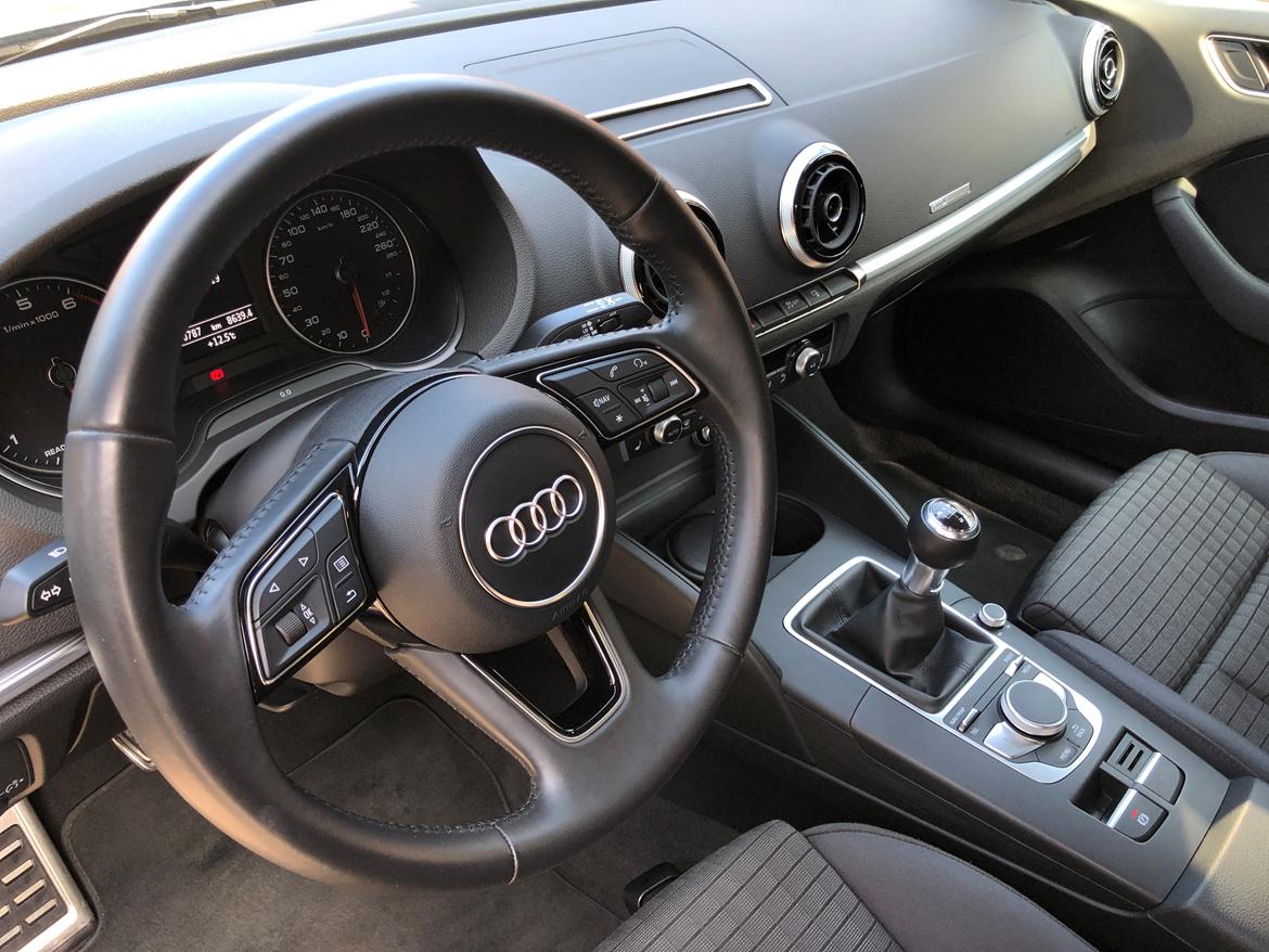 Audi A3 8V Sportback Sport billede 10