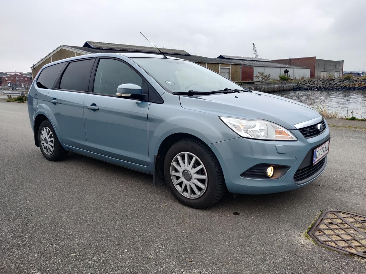 Ford Focus stc *solgt* billede 6