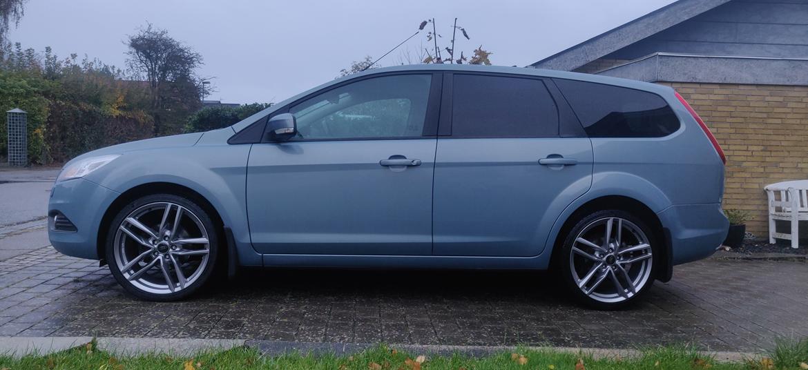 Ford Focus stc *solgt* billede 8