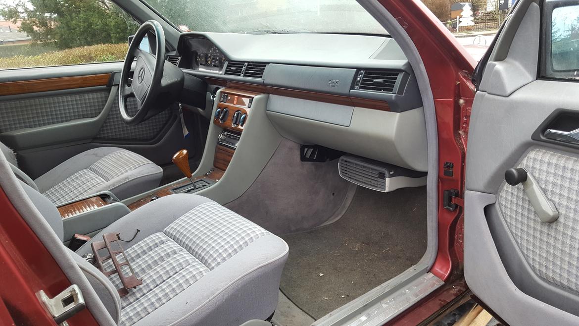 Mercedes Benz W124 300D Turbo billede 5