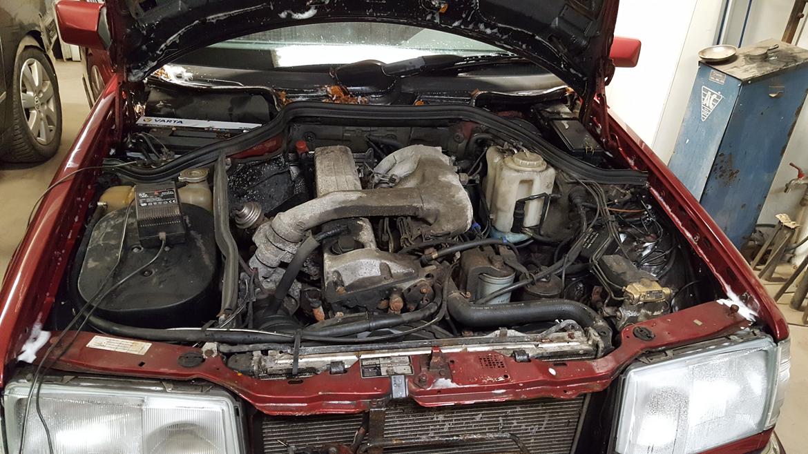 Mercedes Benz W124 300D Turbo billede 7