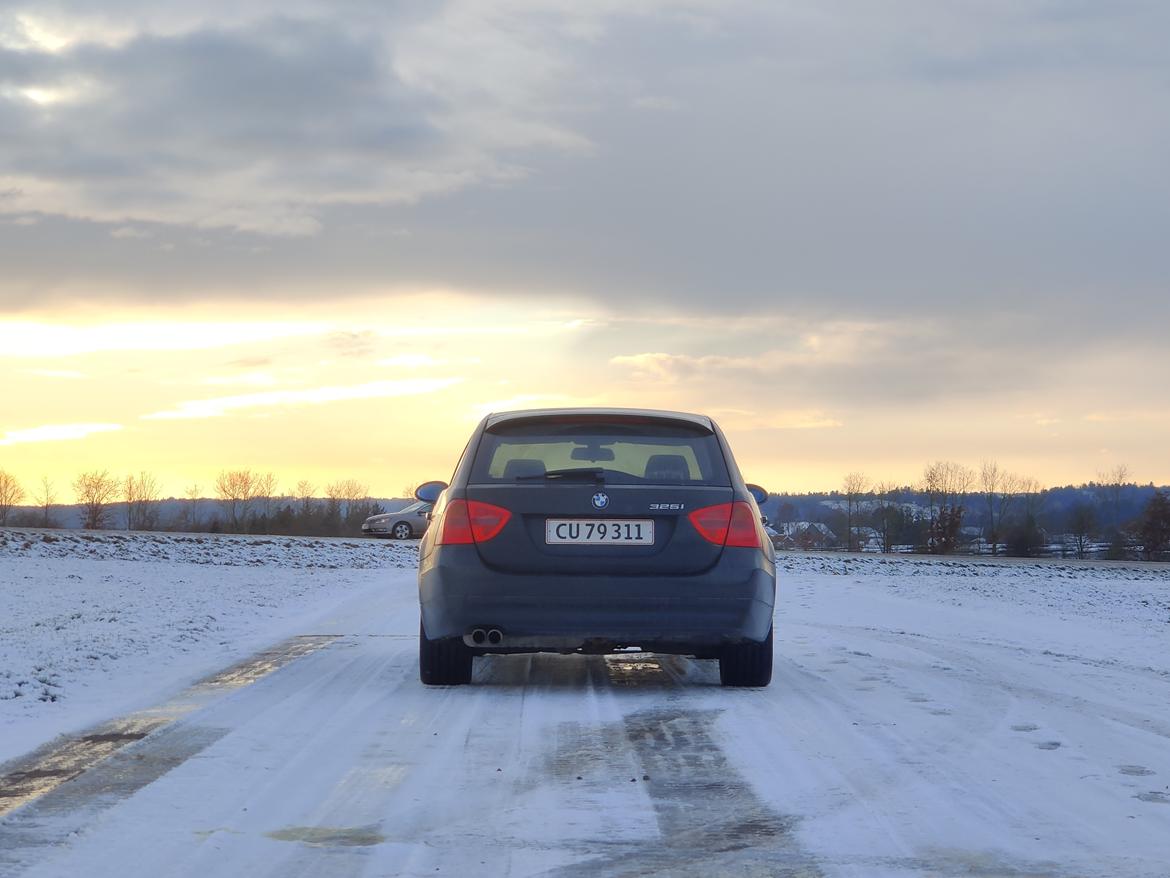 BMW 325i Touring E91 billede 15