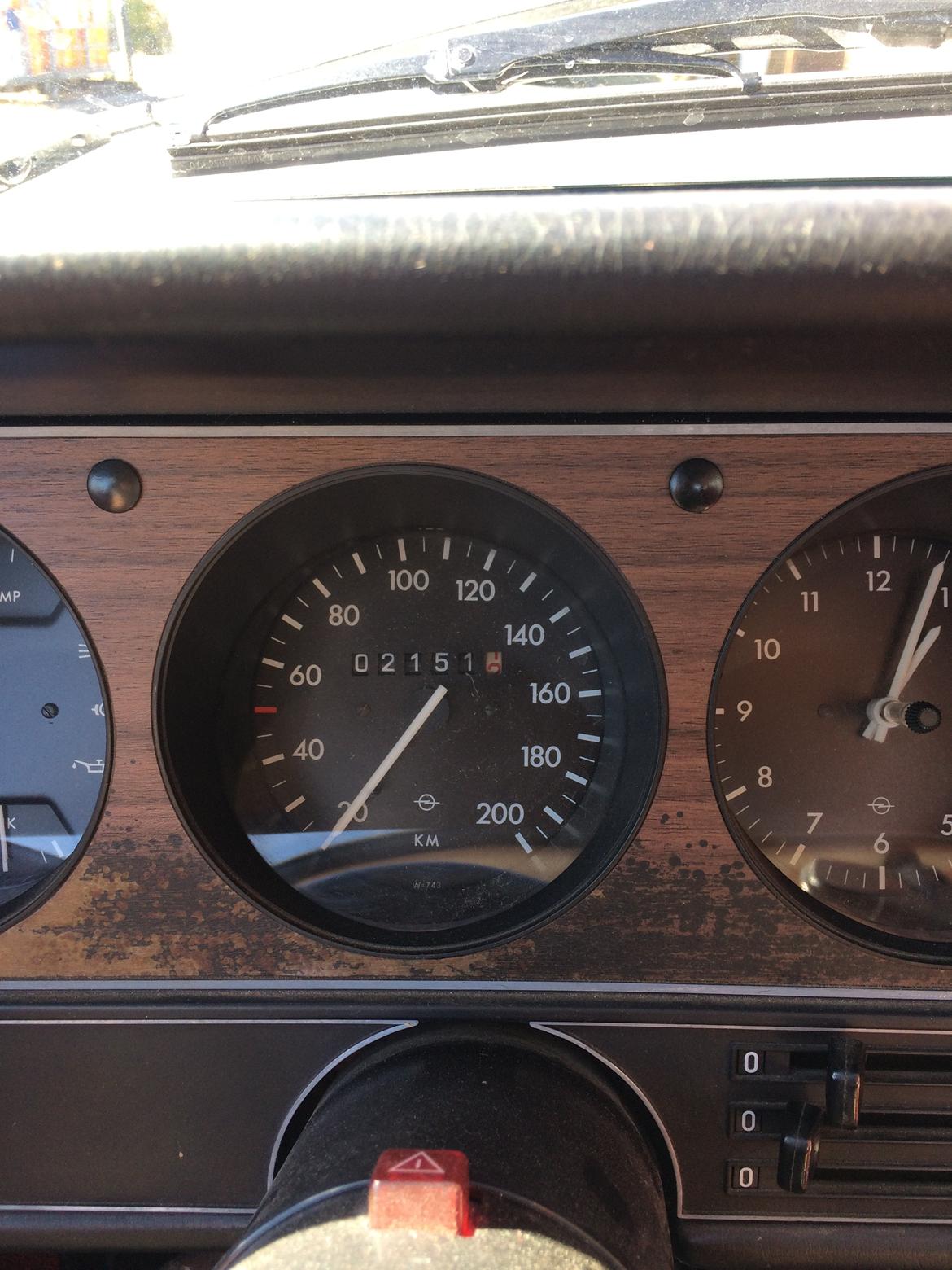 Opel Manta A 1900 Deluxe billede 10