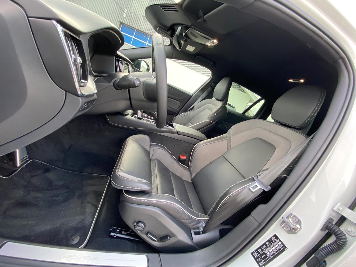 Volvo V60 T6 R-design (Solgt) billede 10
