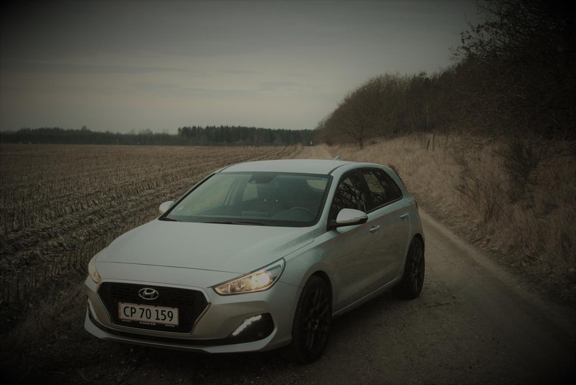 Hyundai 1.0 T-GDI tidl bil billede 9