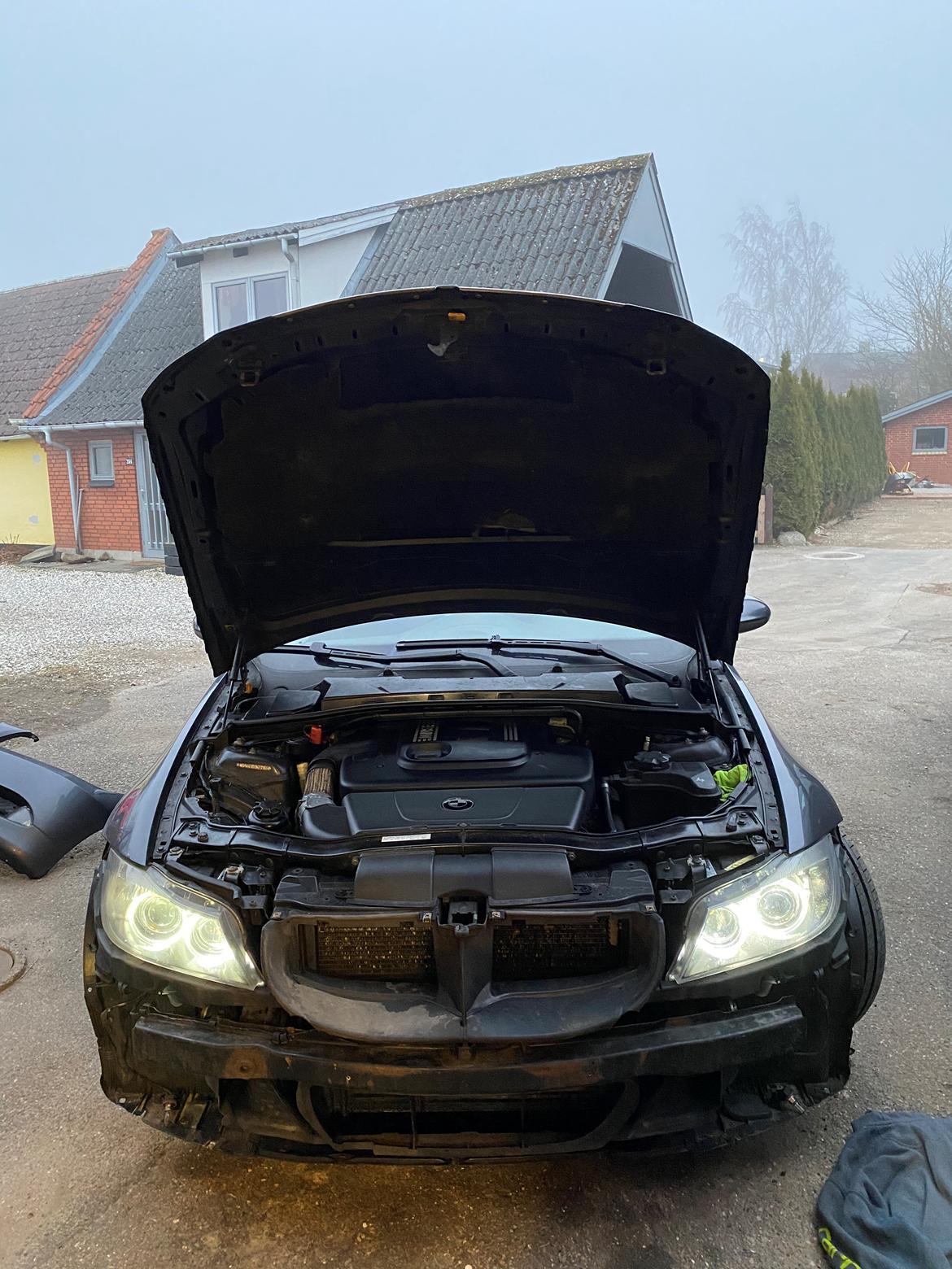 BMW E91 - 320D - Automat gear - solgt billede 8