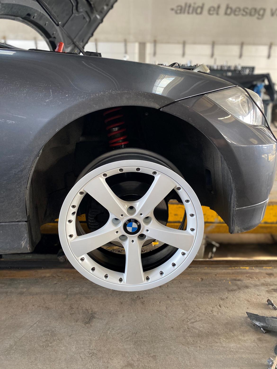 BMW E91 - 320D - Automat gear - solgt billede 11