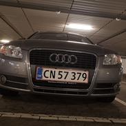 Audi A4 B7 LIMOUSINE 1.8T (SOLGT)