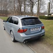 BMW E91 325i N52 Touring (M-tech)