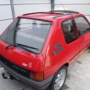 Peugeot 205 Coke