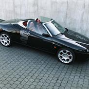 Alfa Romeo Spider 916