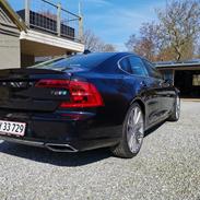 Volvo S90 T8 Twin Engine AWD (SOLGT)