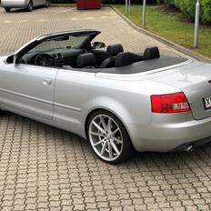 Audi A4 S-Line Cabriolet