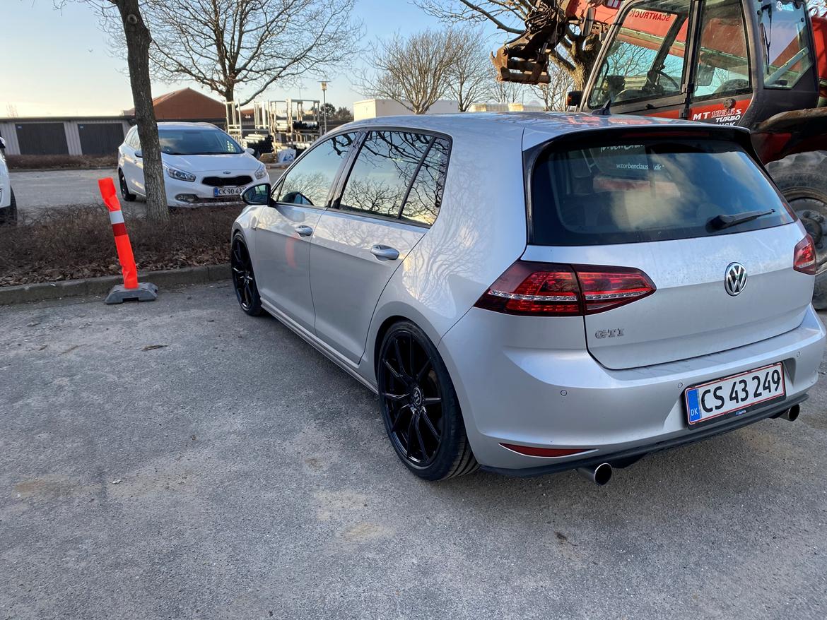 VW GOLF 7 GTI billede 2