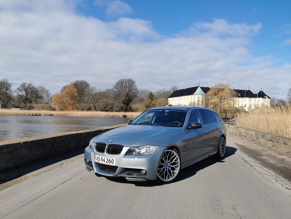 BMW E91 325i N52 Touring (M-tech) billede 1