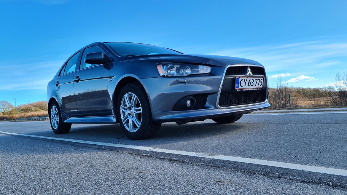 Mitsubishi Lancer Sportback - Solgt billede 1