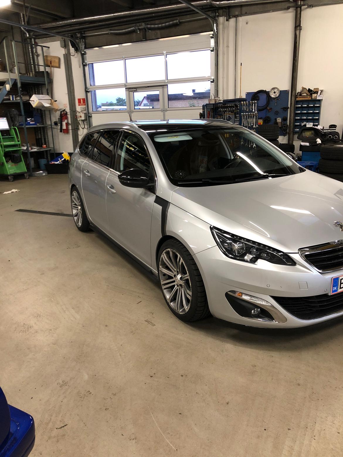 Peugeot 308 SW mk 2 allure billede 16