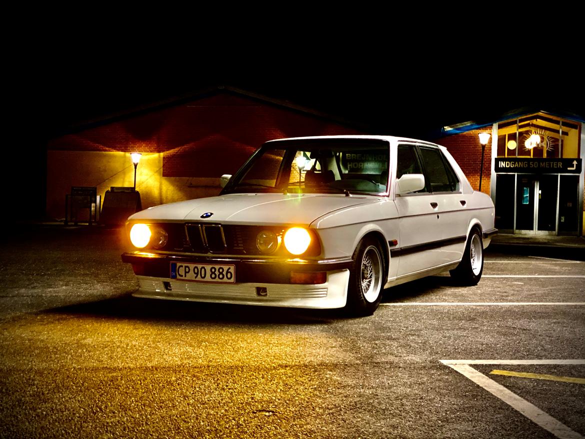 BMW E28 520i billede 5