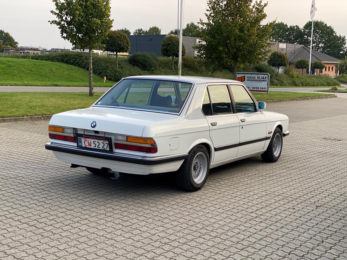 BMW E28 520i billede 6