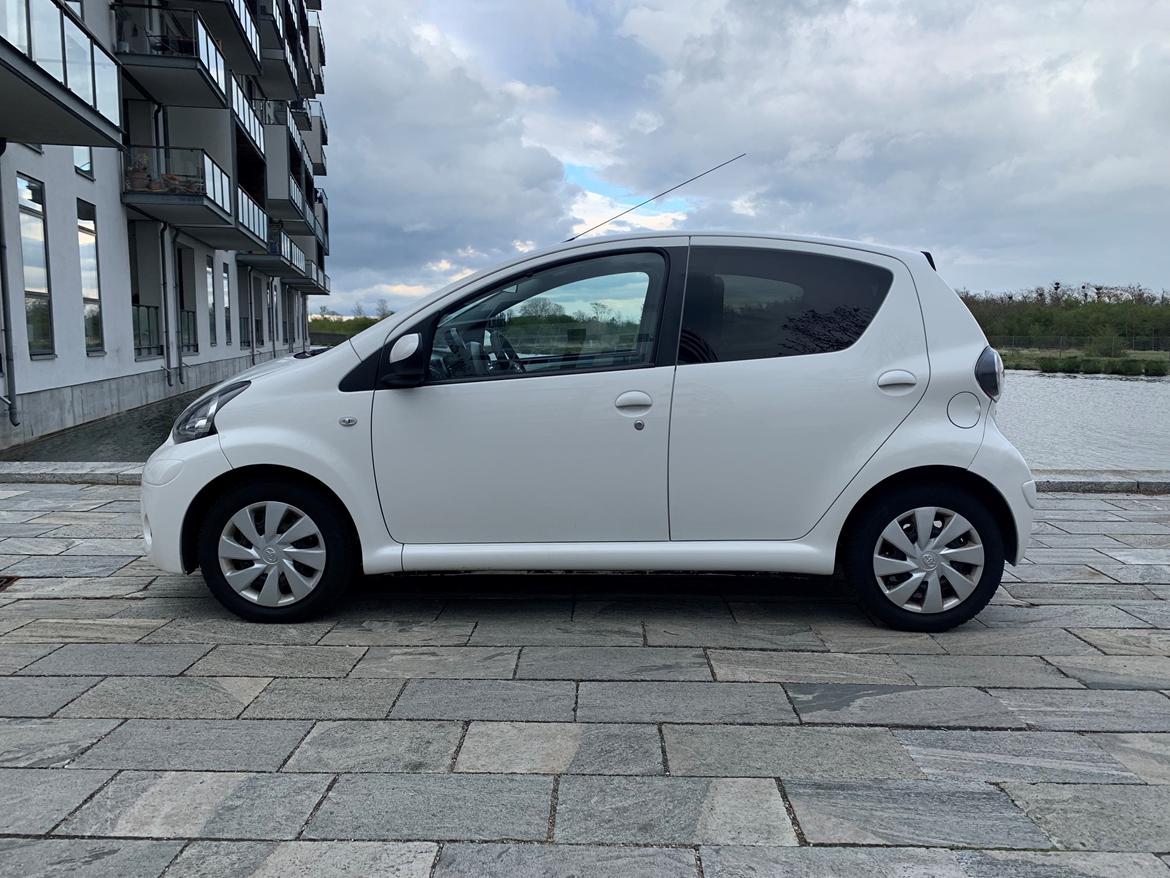 Toyota Aygo T2 Air Connect  billede 6