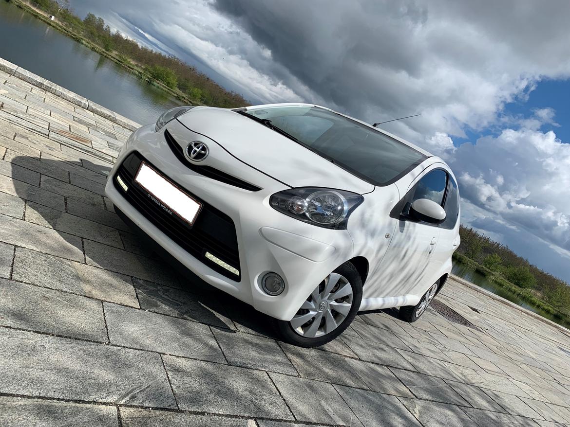 Toyota Aygo T2 Air Connect  billede 1