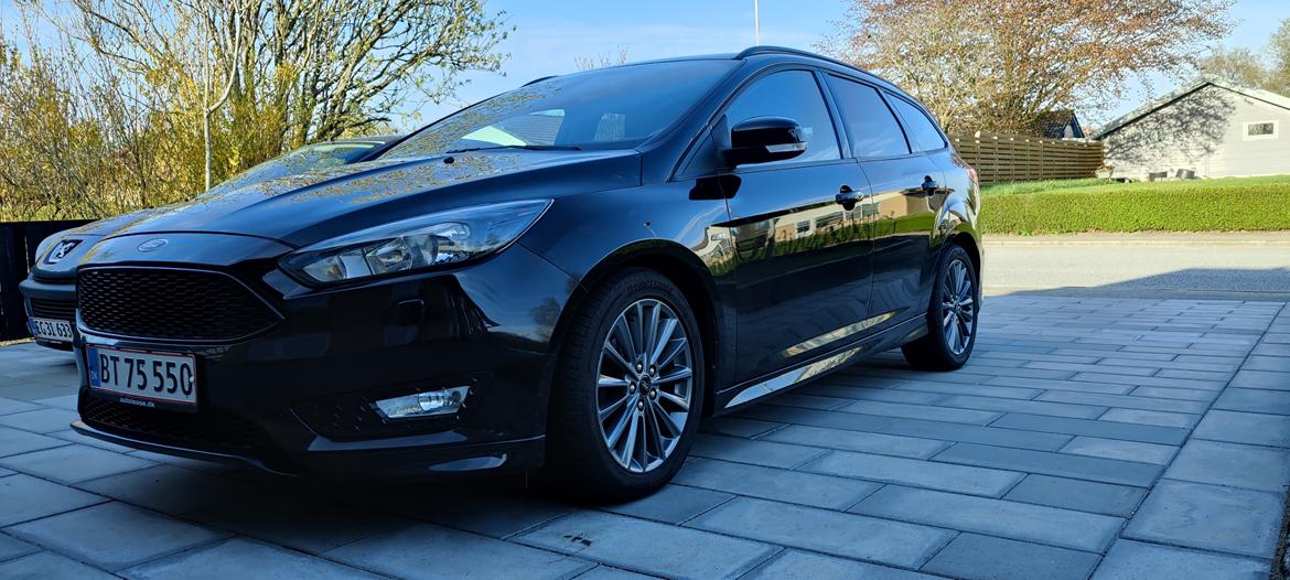 Ford Focus st. Line aut.(SOLGT) billede 2