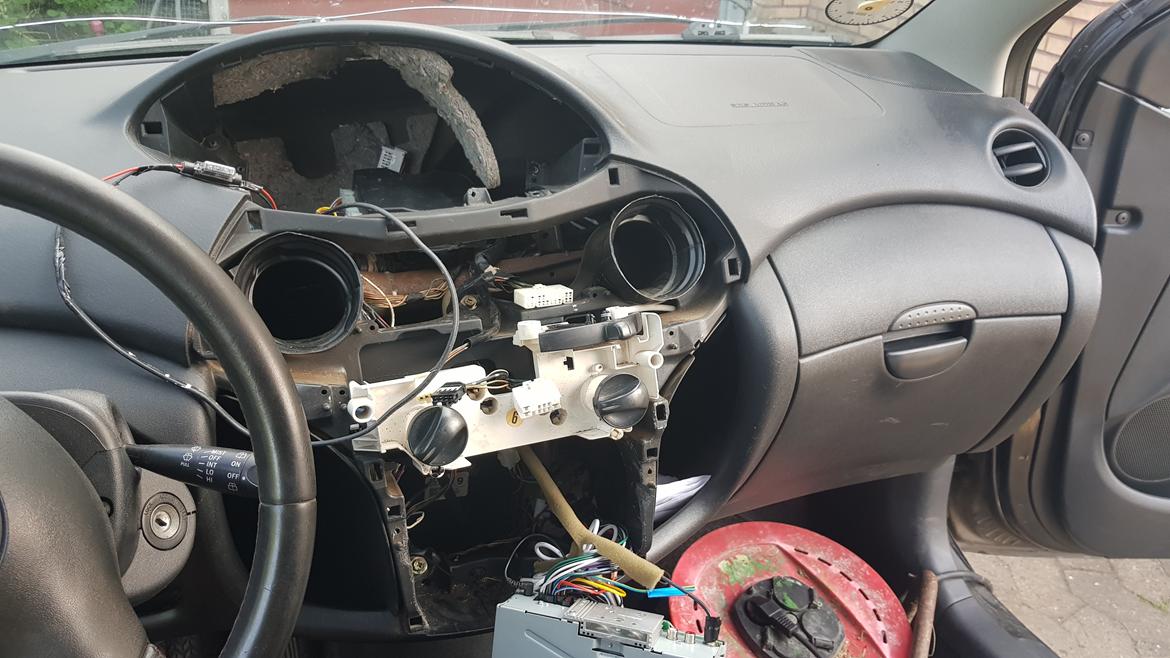 Toyota yaris soul 1.4 d-4-d (kassen på hjul) solgt billede 20