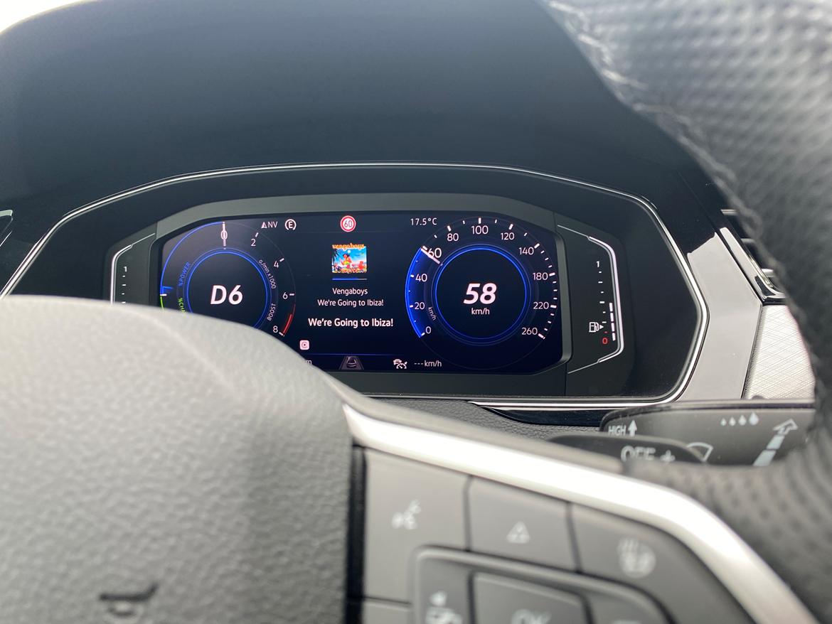 VW Passat B8.5 GTE Wagon Queen Family Truckster billede 4