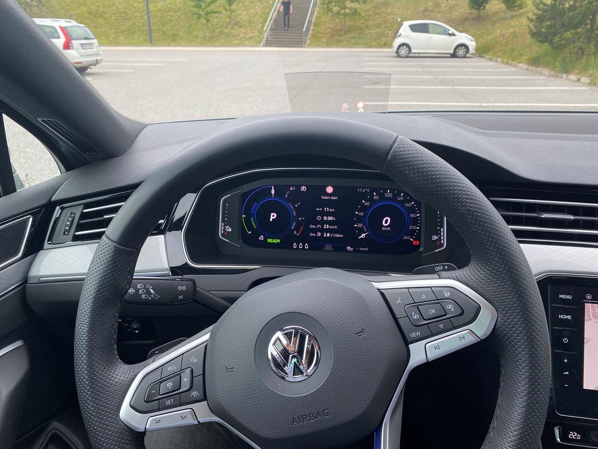 VW Passat B8.5 GTE Wagon Queen Family Truckster billede 9