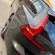 Volvo Volvo V60 2,0 B4 Mild hybrid R-design 2021..