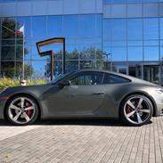 Porsche 911 Carrera S (992)