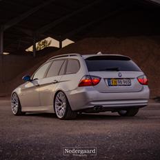 BMW E91 320D