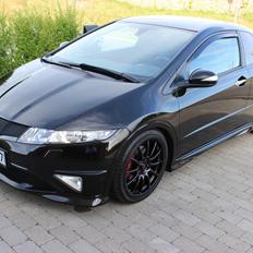 Honda Civic Type R +