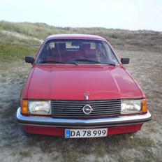Opel Rekord E1