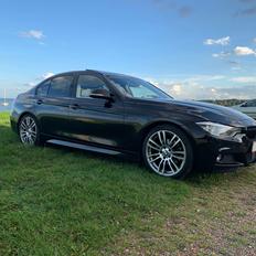 BMW F30 330e iPerformance