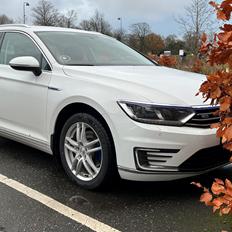 VW Passat GTE DSG Variant Highline 